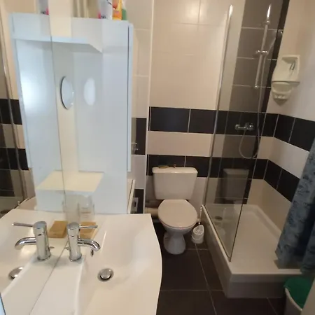 Lägenhet Joli T1 Lumineux Proche Thermes Et Gare *